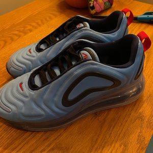 Nike Air Max 720, worm few times with some damage
